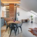 דירה Domillion Pylimo Penthouse Duplex 15ppl P36d