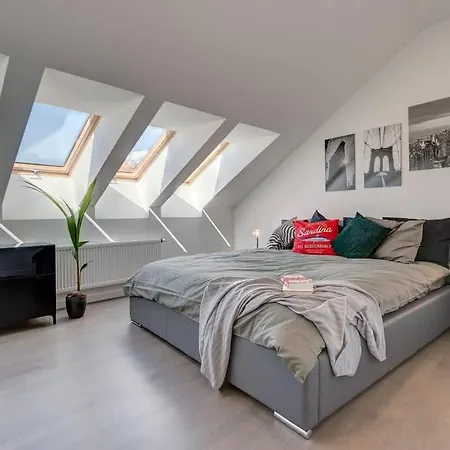 Domillion Pylimo Penthouse Duplex 15ppl P36d 公寓 *